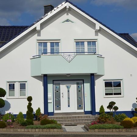Ferienwohnung Am Park - Vulkanferien Plaidt Luaran gambar