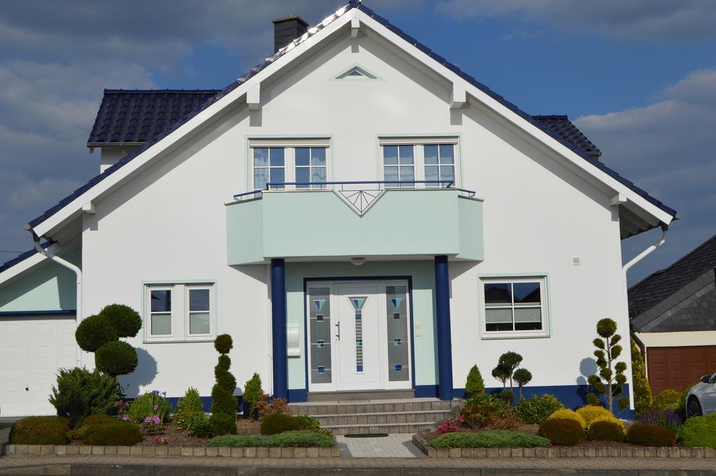 Ferienwohnung Am Park - Vulkanferien Plaidt Luaran gambar