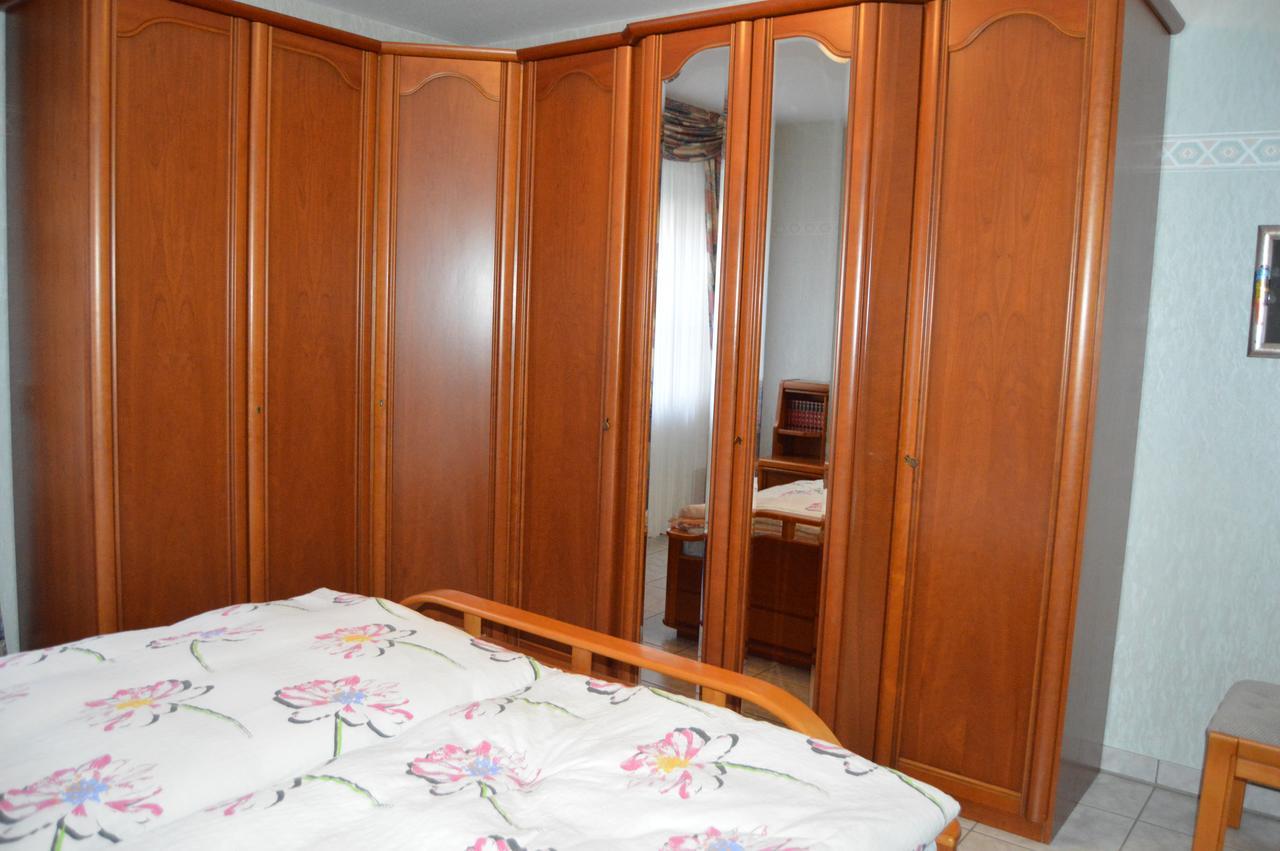 Ferienwohnung Am Park - Vulkanferien Plaidt Luaran gambar